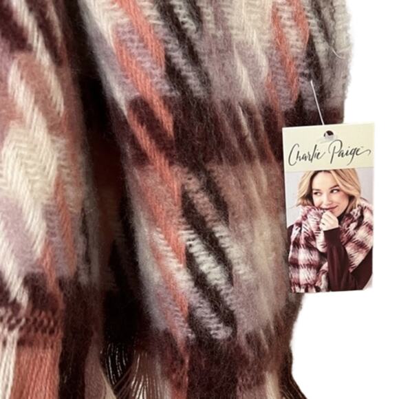 Charlie Paige Red Pink White Fringe Scarf Soft Warm 100% Polyester NEW Tags - Picture 10 of 13